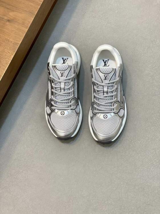 Picture of Louis Vuitton Shoes _SKULVsz35-45hnh041616279